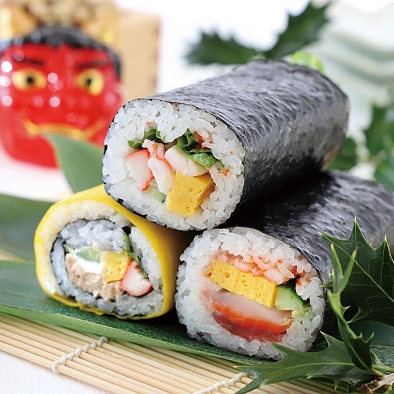 Hinoki sushiform og bambusmåtte