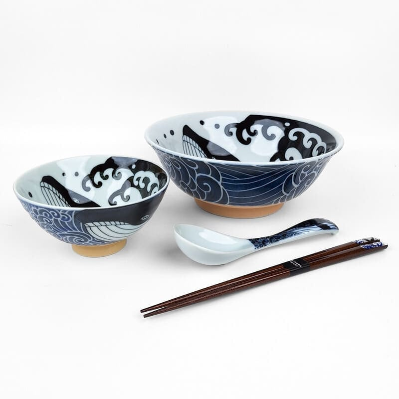Japansk hval-risskål