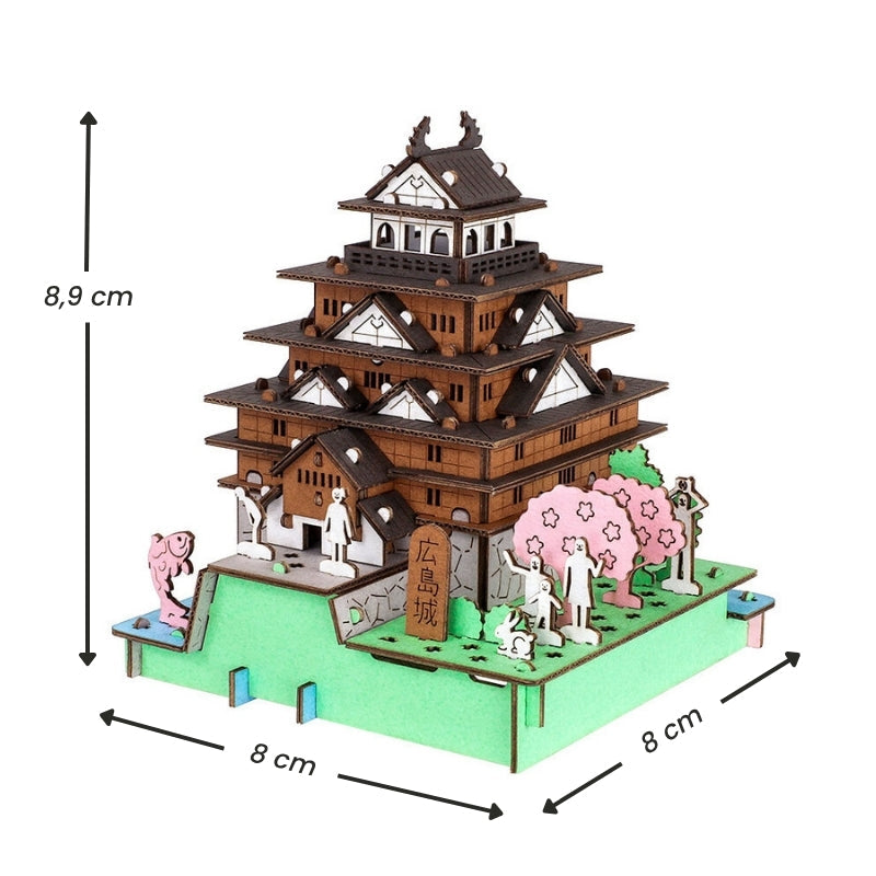 Japansk miniaturemodel - Hiroshima Slot