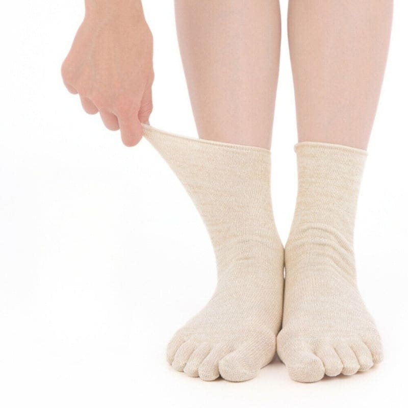 Japanske 5-finger sokker af naturfibre EU 35-38 / Beige