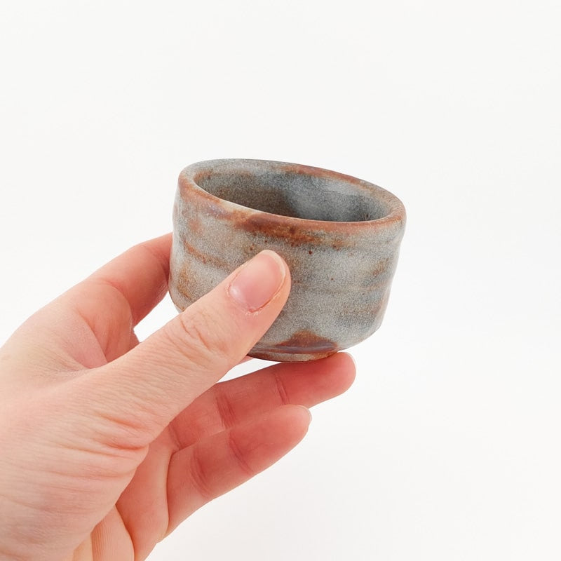 Haiiro japansk sake-glas