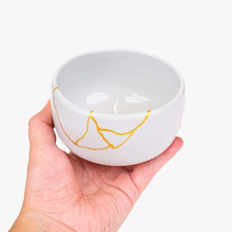Hvid japansk matchaskål Kintsugi