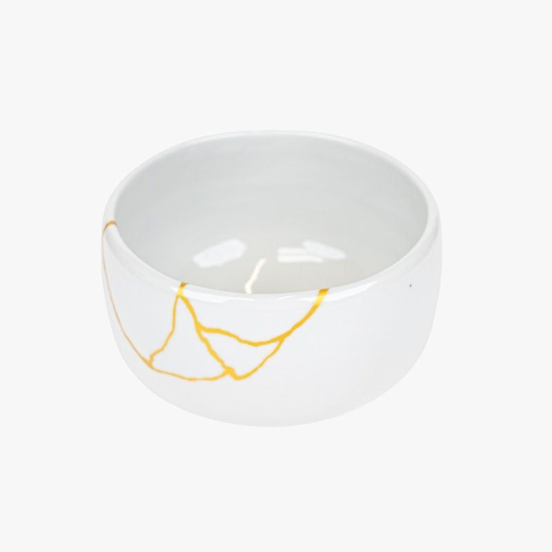 Hvid japansk matchaskål Kintsugi