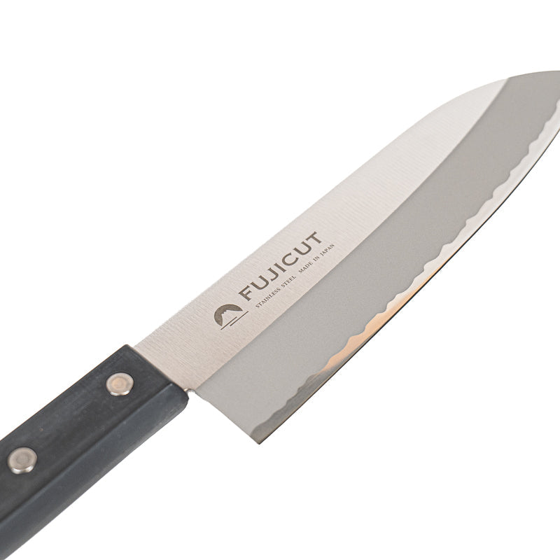 Japansk Fujicut Santoku-kniv 16,5 cm
