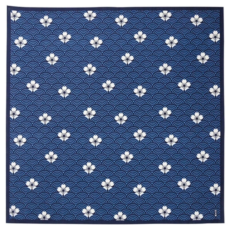 Japansk Furoshiki Seigaiha-mønster - 70x70 cm