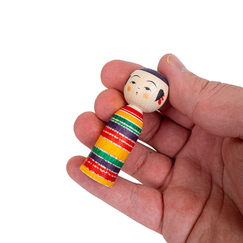 Japansk Kokeshi-dukke - Yajiro Tsukuritsuke - 6 cm